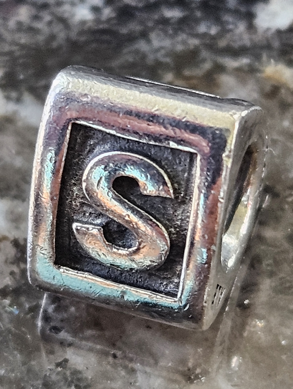 PANDORA Alphabet Bead Letter S 790323S